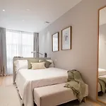 아파트 Housingcoruna Real58 *