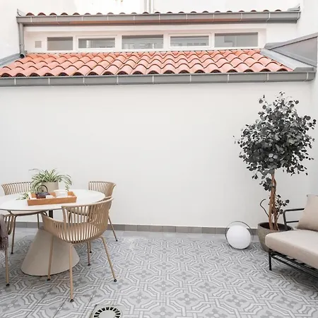 Housingcoruna Real58 A Coruña