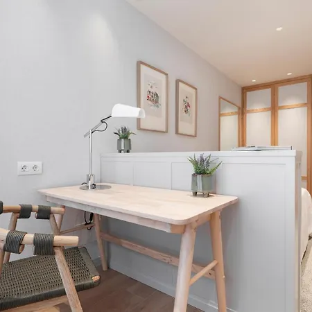 Housingcoruna Real58 A Coruña