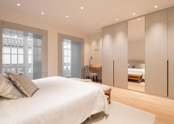 Housingcoruna Real58 A Coruña