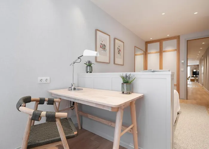 Housingcoruna Real58 A Coruña