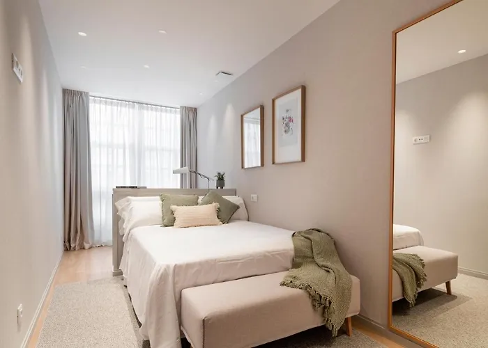 公寓 Housingcoruna Real58 *