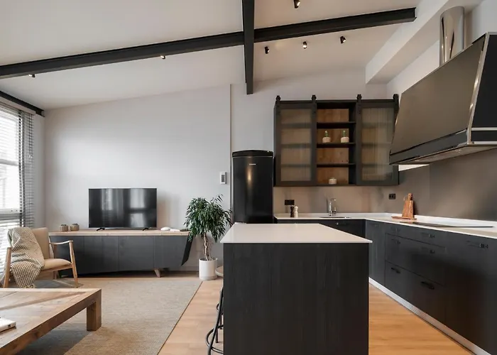 Daire Housingcoruna Real58 *