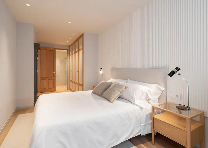 公寓 Housingcoruna Real58 *